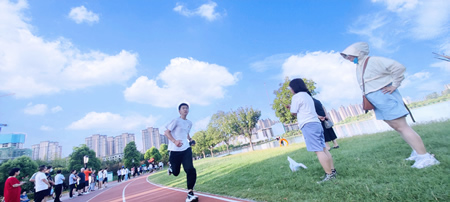 焱火体育学校 焱火体育学校